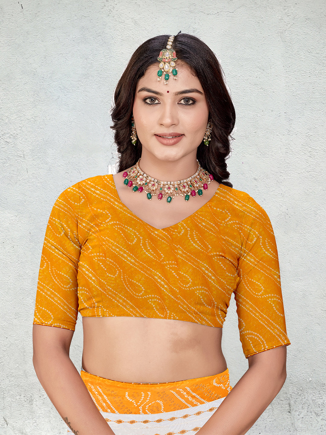 Women's Georgette Bandhani Saree With Unstitched Blouse Piece