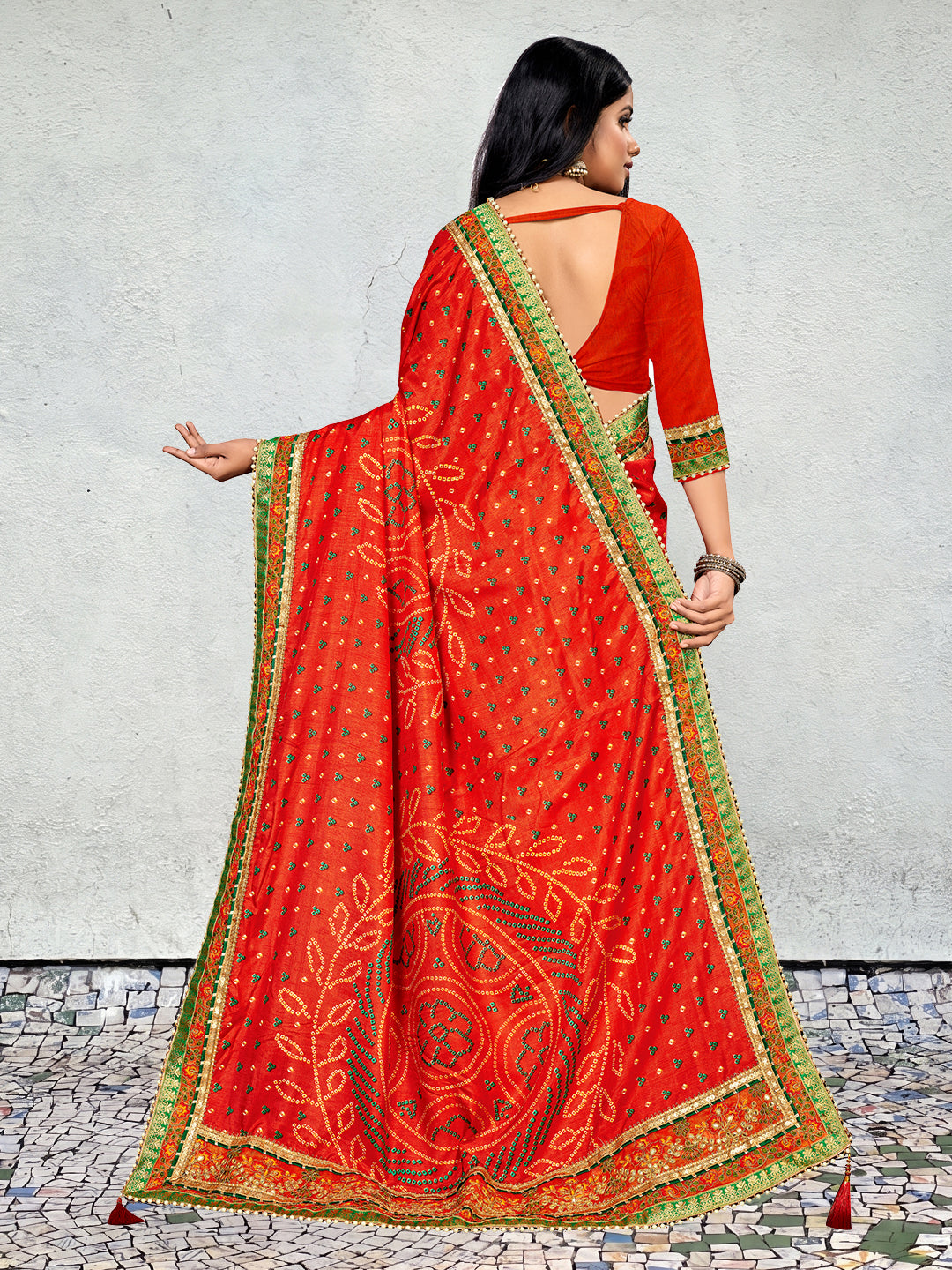 Women's Dola Silk Bandhani Saree With Blouse Piece