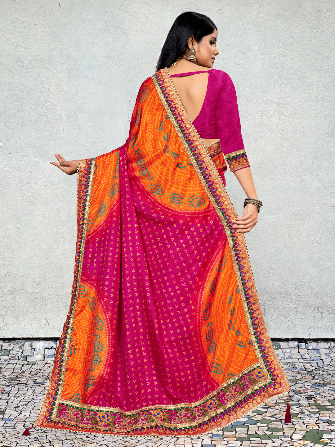 Women's Dola Silk Bandhani Saree With Blouse Piece