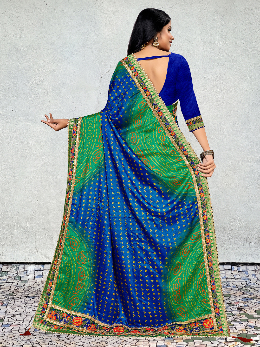 Women's Dola Silk Bandhani Saree With Blouse Piece