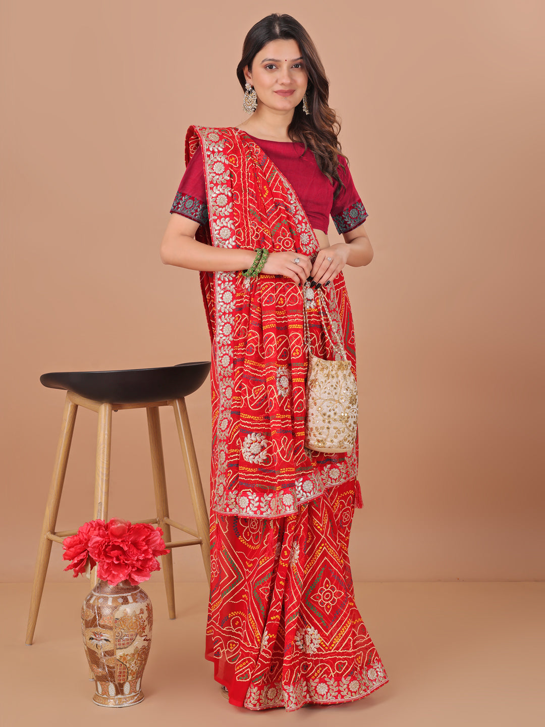 Women's Georgette Bandhani Saree With Unstitched Blouse Piece