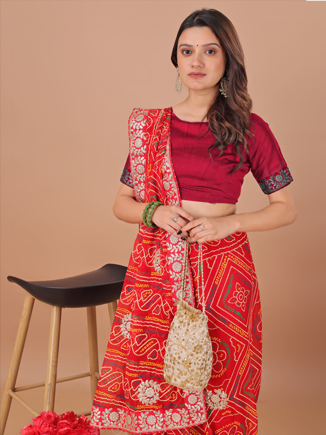 Women's Georgette Bandhani Saree With Unstitched Blouse Piece