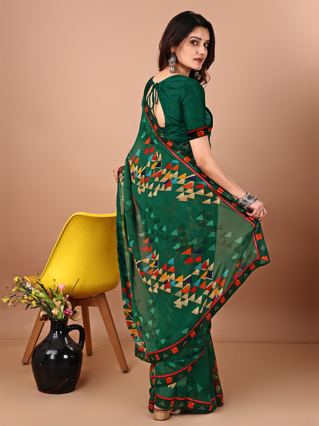 Women's Georgette Daily Wear Saree With Unstitched Blouse Piece