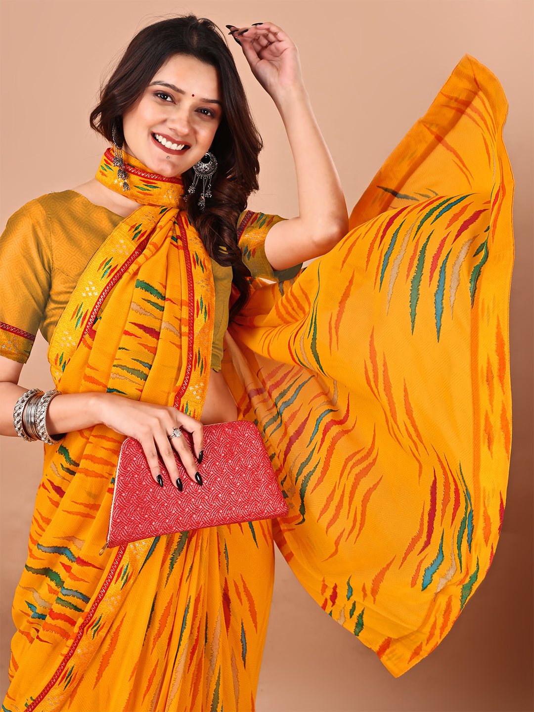 Women's Georgette Daily Wear Saree With Unstitched Blouse Piece