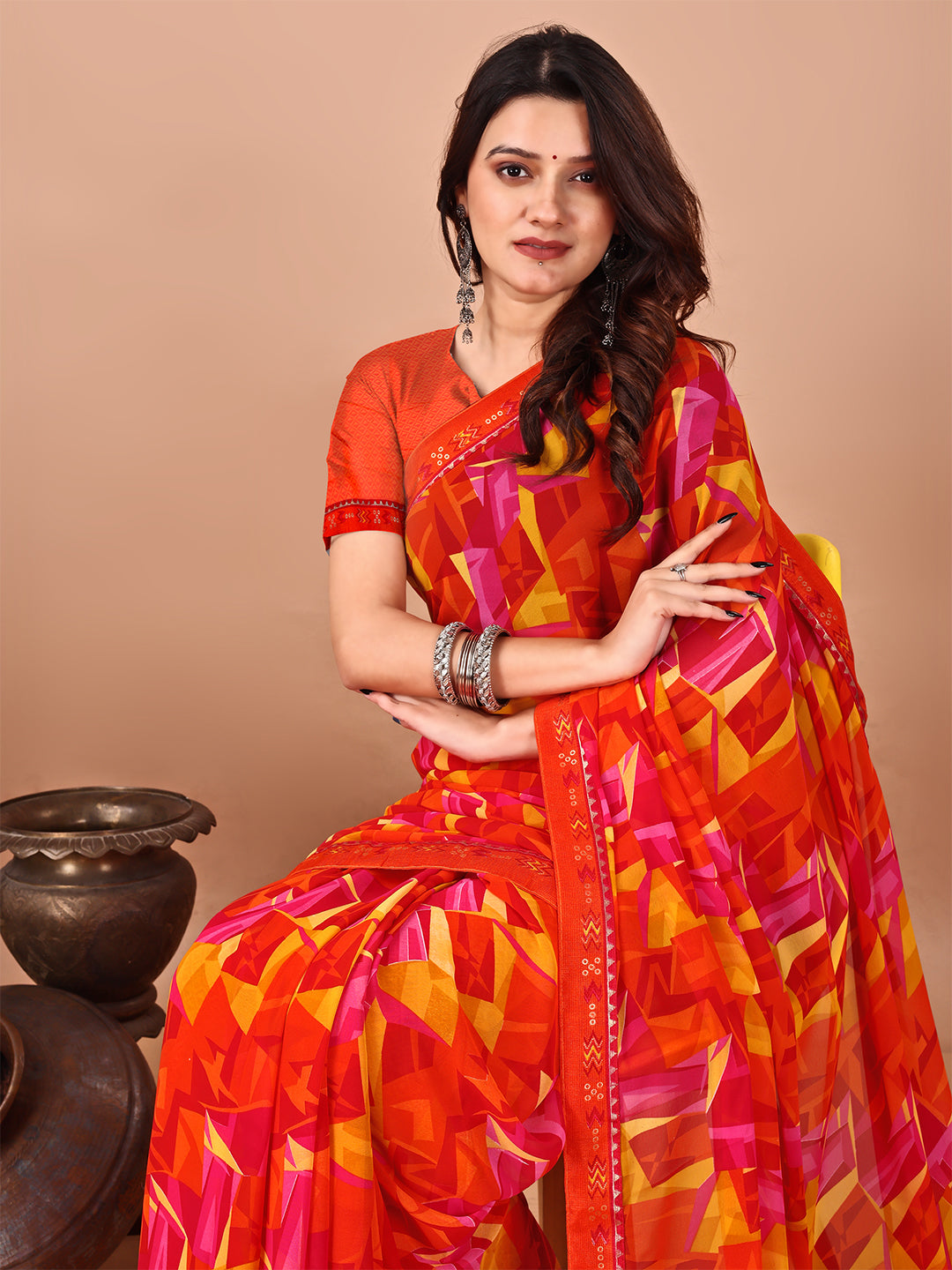 Women's Georgette Daily Wear Saree With Unstitched Blouse Piece