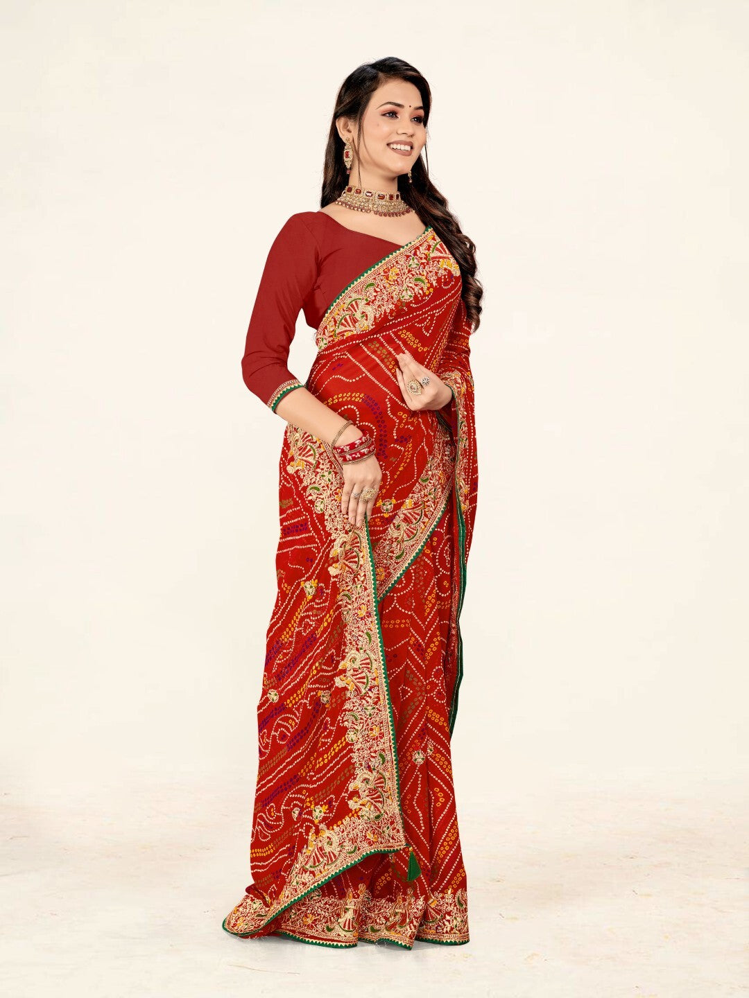Women's Georgette Bandhani Saree With Unstitched Blouse Piece