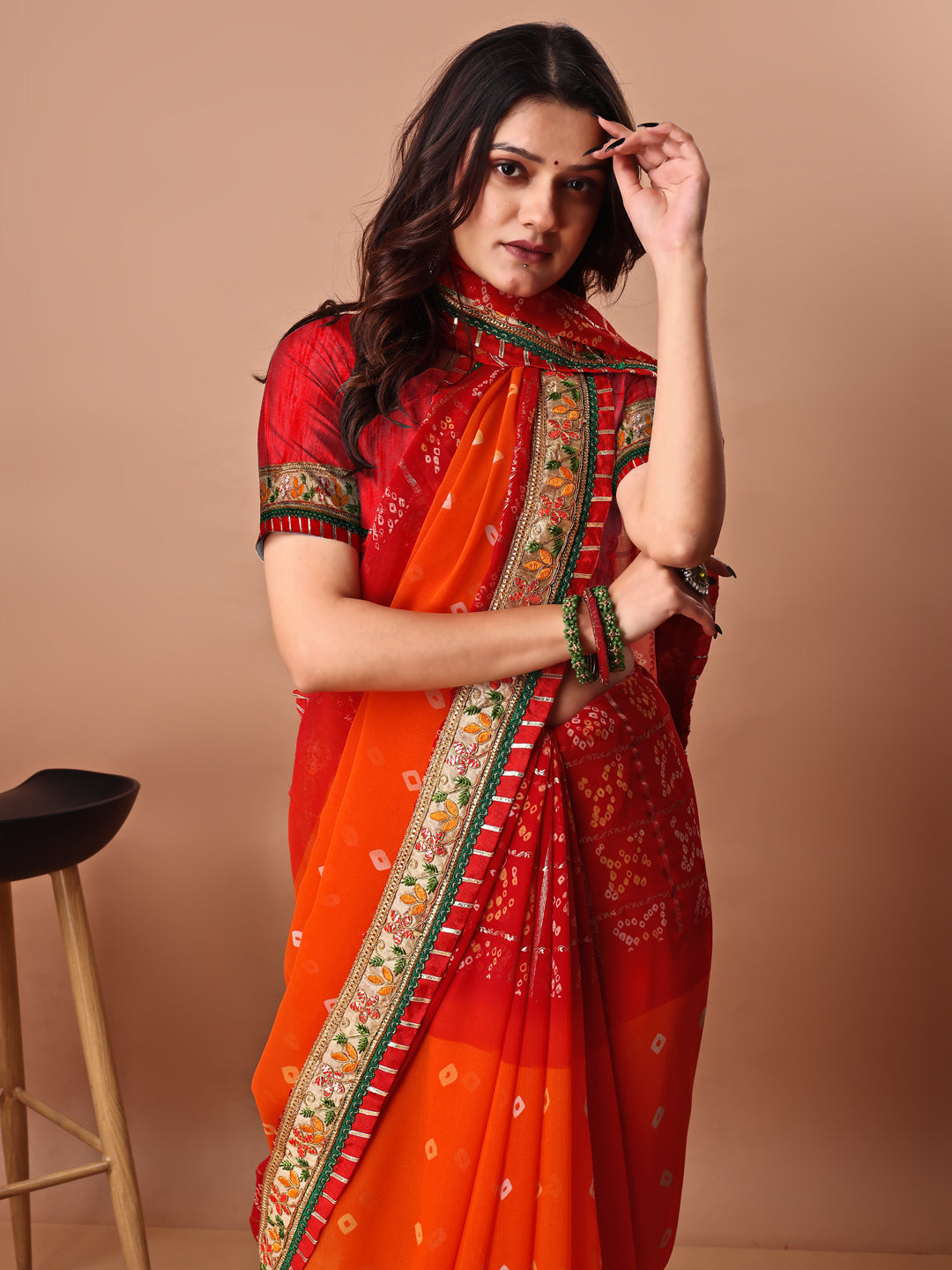 Women's Georgette Bandhani Saree With Unstitched Blouse Piece