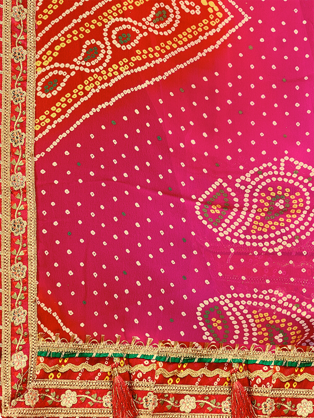 Women's Georgette Bandhani Saree With Unstitched Blouse Piece