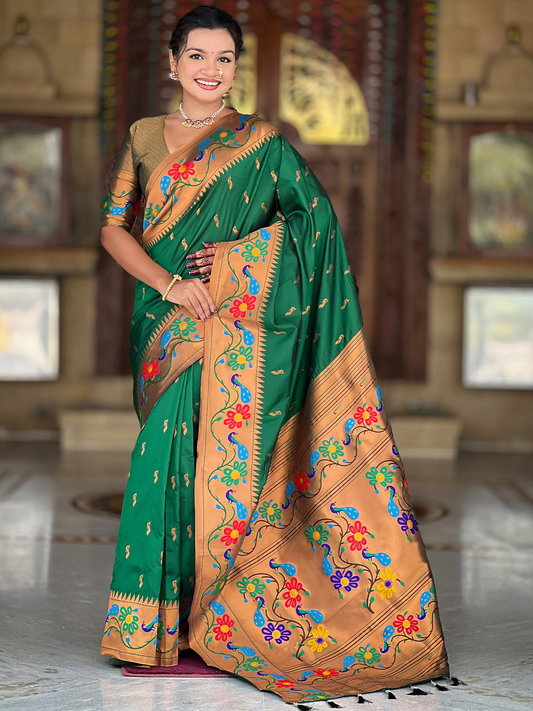 Women's Paithani Silk Saree With Blouse Piece