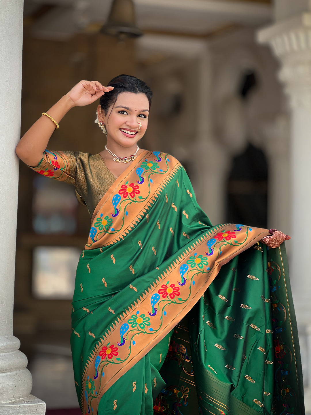 Women's Paithani Silk Saree With Blouse Piece