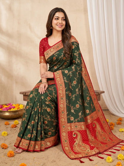 Women's Banarasi Silk Saree With Unstitched Blouse Piece