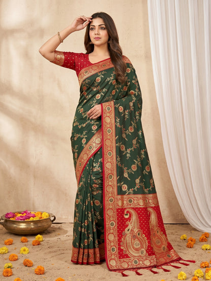 Women's Banarasi Silk Saree With Unstitched Blouse Piece
