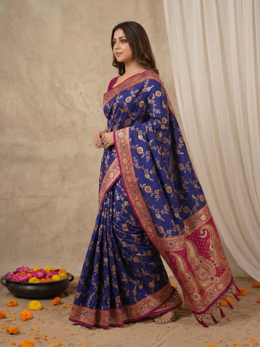 Women's Banarasi Silk Saree With Unstitched Blouse Piece