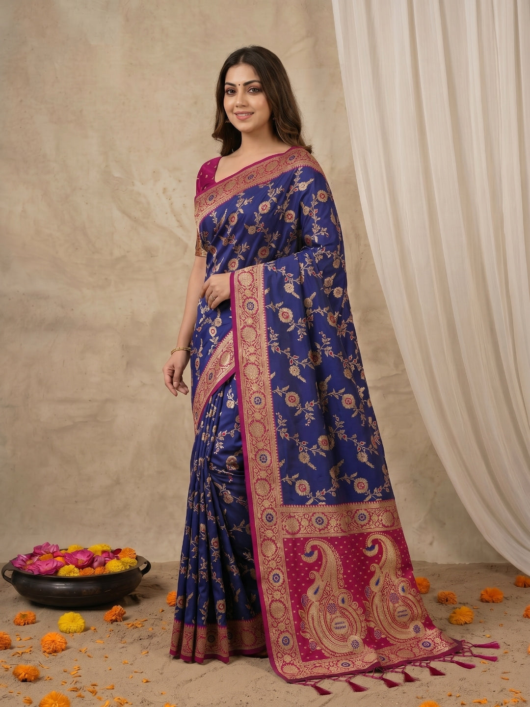 Women's Banarasi Silk Saree With Unstitched Blouse Piece
