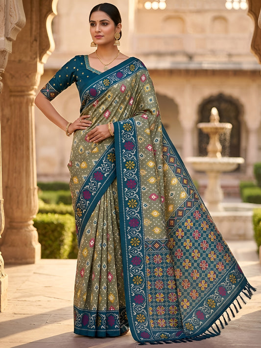 Women's Patola Silk Saree With Unstitched Blouse Piece