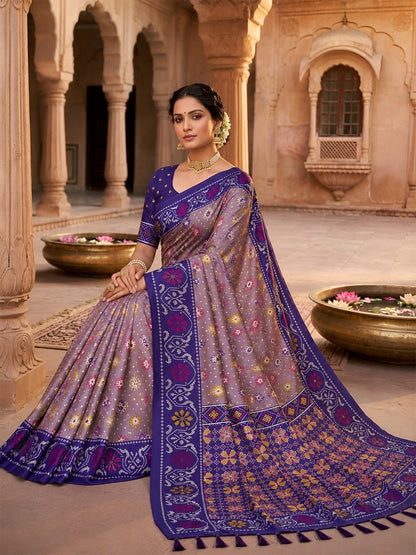 Women's Patola Silk Saree With Unstitched Blouse Piece