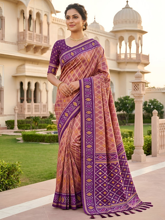 Women's Patola Silk Saree With Unstitched Blouse Piece