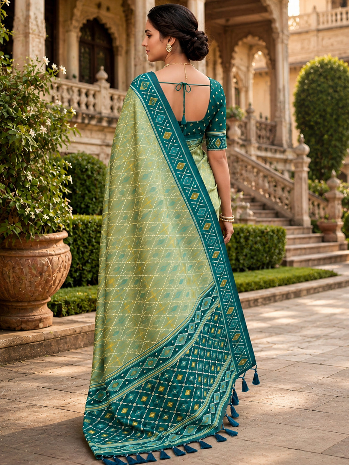 Women's Patola Silk Saree With Unstitched Blouse Piece