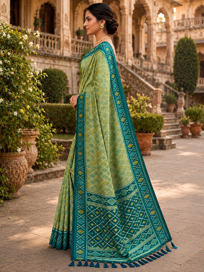 Women's Patola Silk Saree With Unstitched Blouse Piece