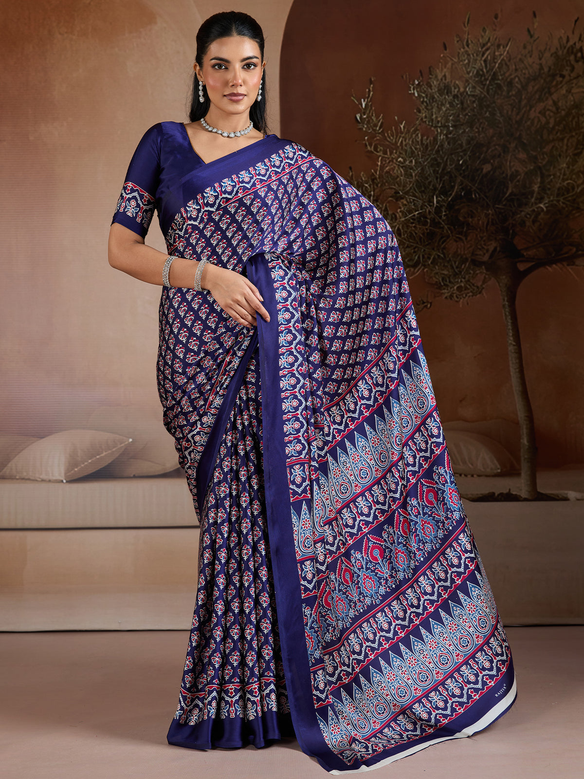 Women's Satin Georgette Saree With Unstitched Blouse Piece