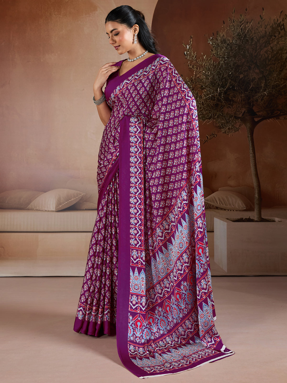 Women's Satin Georgette Saree With Unstitched Blouse Piece