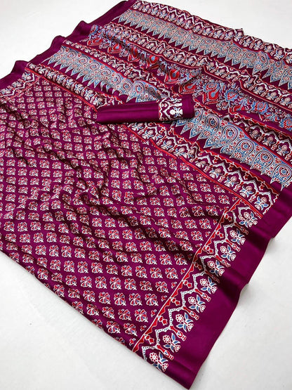 Women's Satin Georgette Saree With Unstitched Blouse Piece