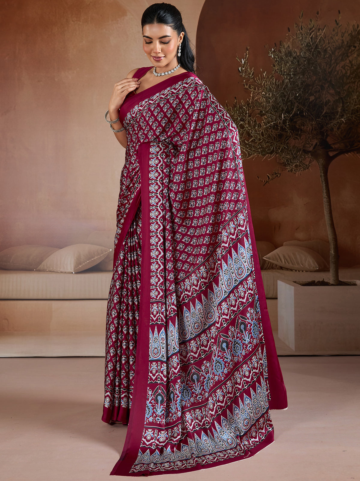 Women's Satin Georgette Saree With Unstitched Blouse Piece