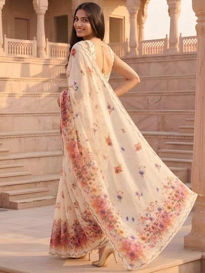 Women's Silver Cotton Saree With Unstitched Blouse Piece