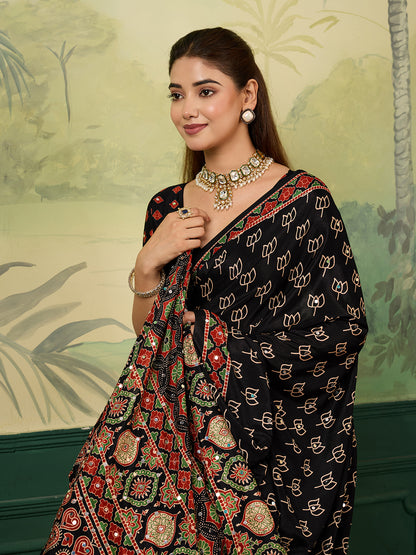 Women's Chinon Silk Saree With Unstitched Blouse Piece