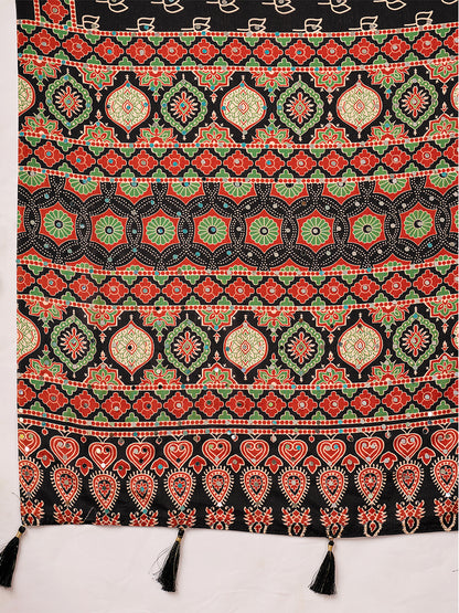 Women's Chinon Silk Saree With Unstitched Blouse Piece
