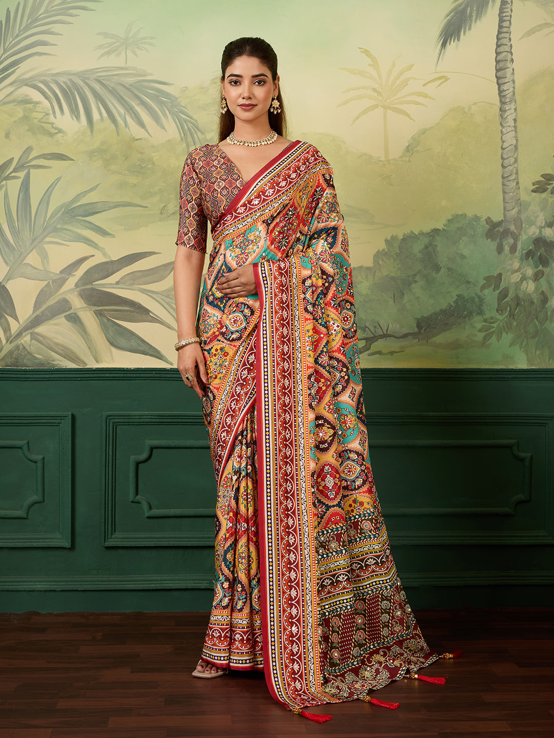 Women's Crepe Silk Saree With Unstitched Blouse Piece