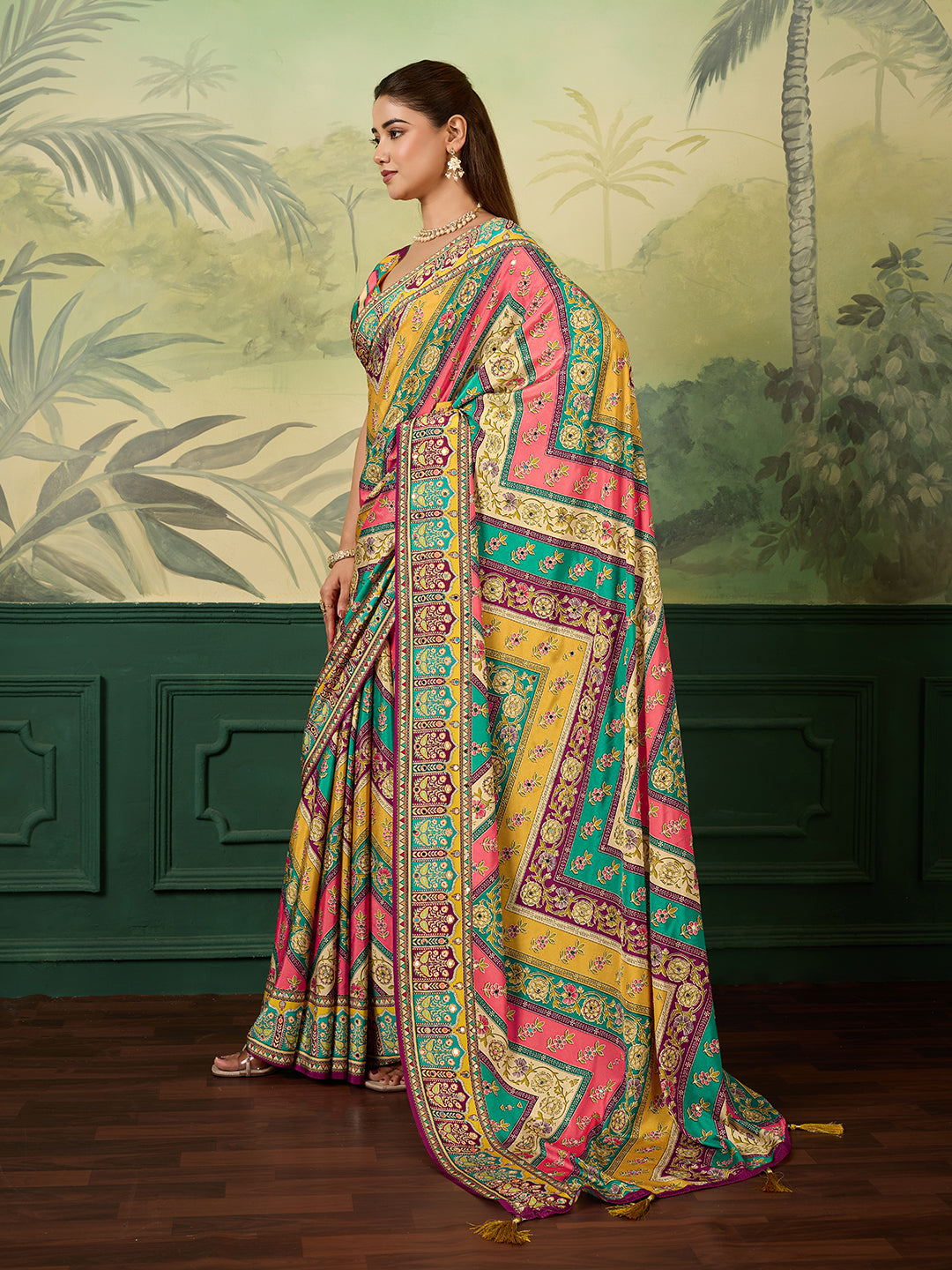 Women's Crepe Silk Saree With Unstitched Blouse Piece