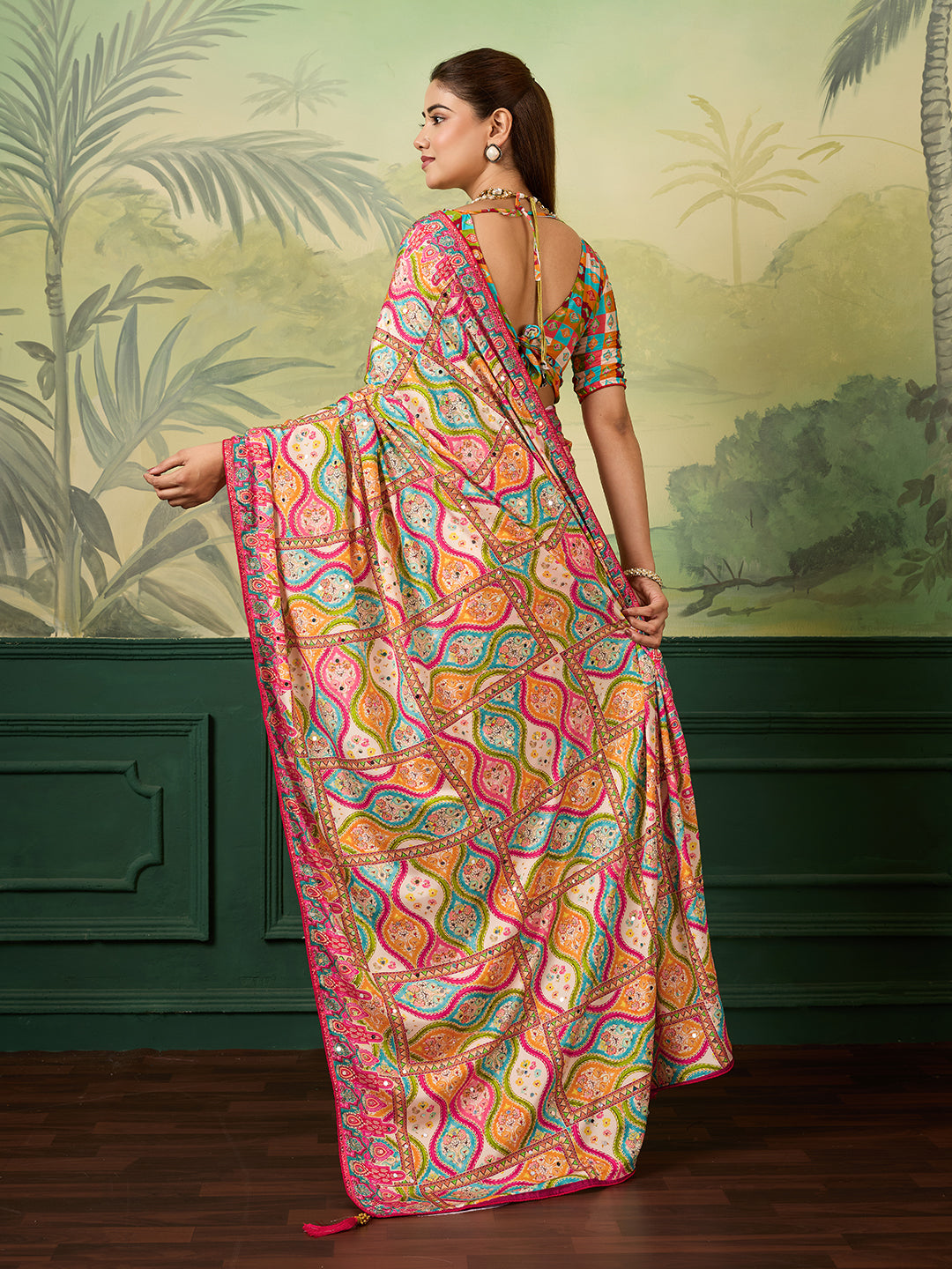 Women's Crepe Silk Saree With Unstitched Blouse Piece