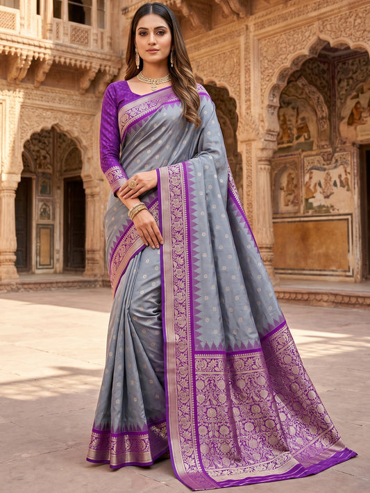 Women's Banarasi Silk Saree With Unstitched Blouse Piece