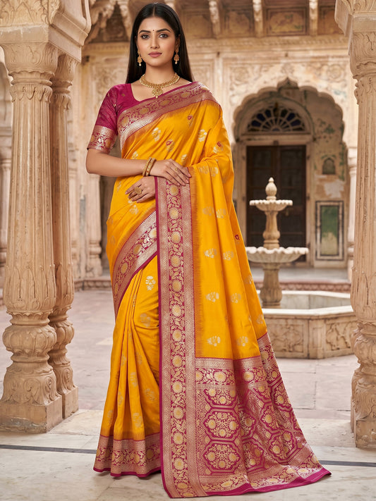 Women's Banarasi Silk Saree With Unstitched Blouse Piece