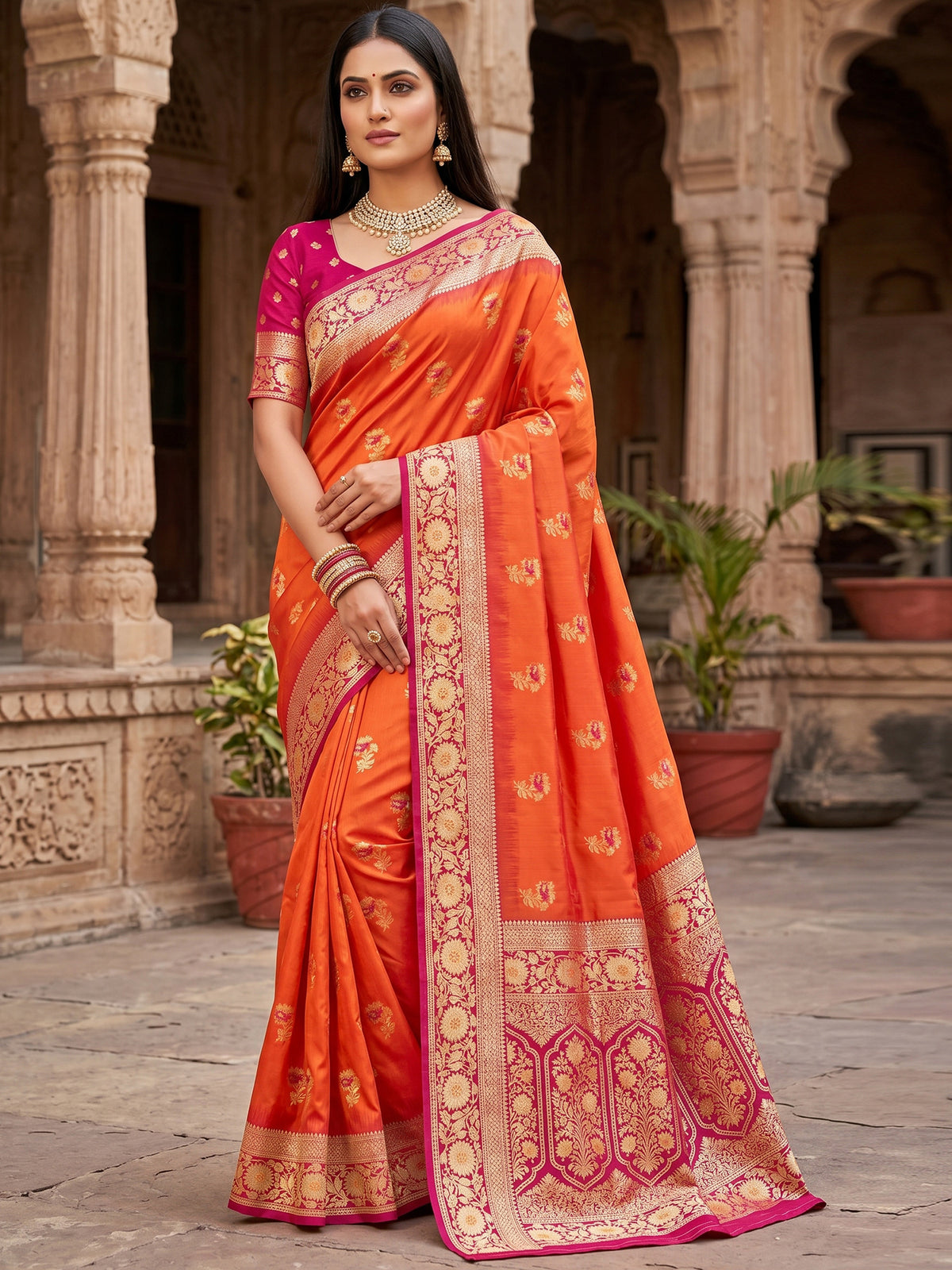 Women's Banarasi Silk Saree With Unstitched Blouse Piece