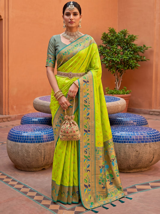 Women's Paithani Silk Saree With Unstitched Blouse Piece