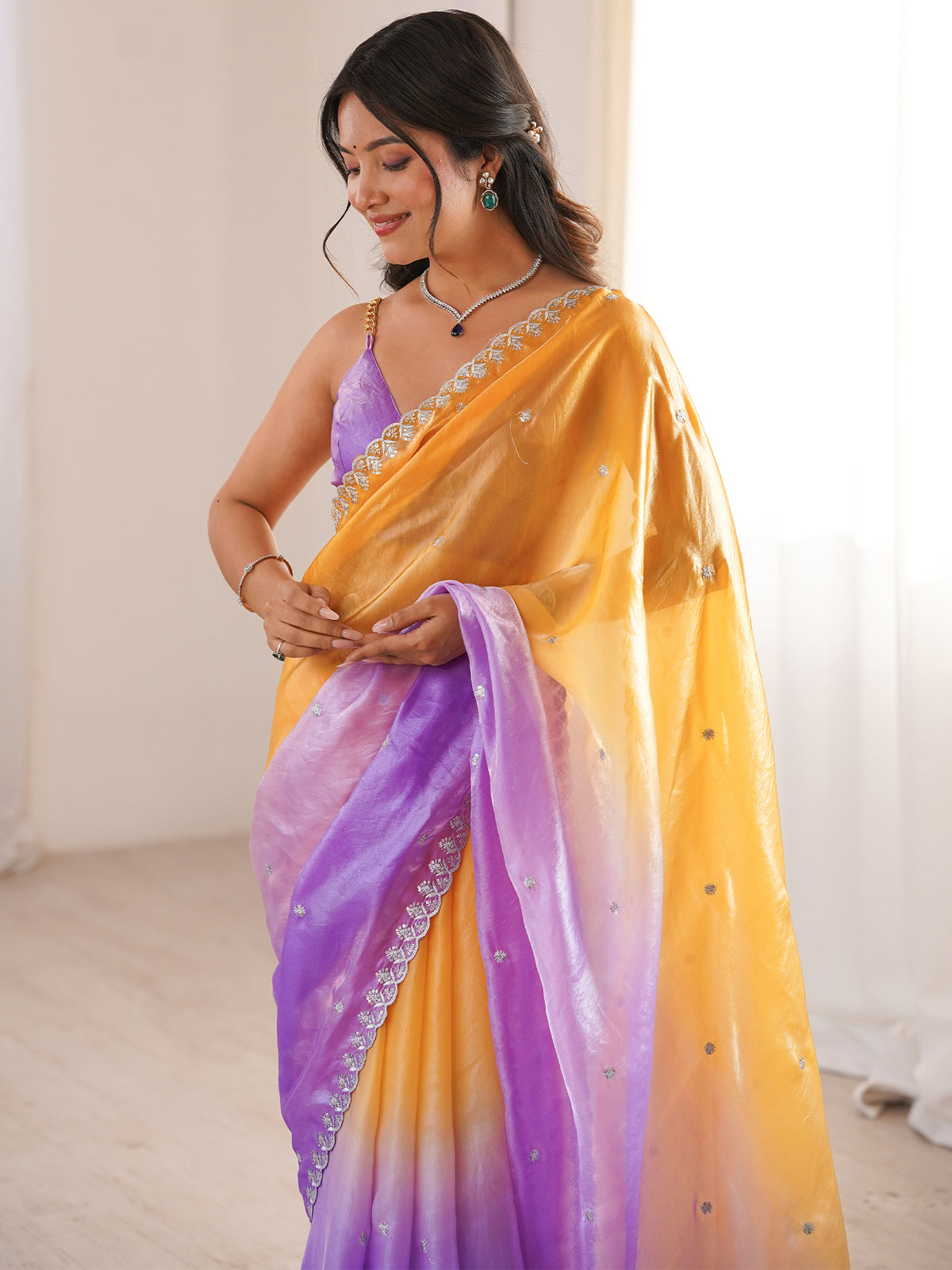 Women's Fendy Satin Saree With Unstitched Blouse Piece