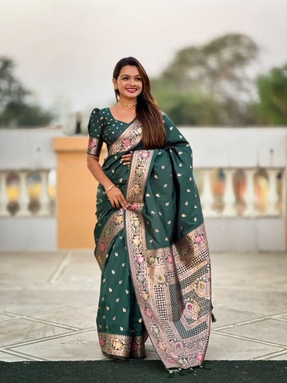 Women's Banarasi Silk Saree With Blouse Piece