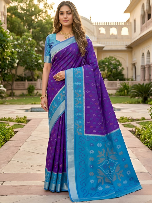 Women's Pochampally Silk Saree With Unstitched Blouse Piece
