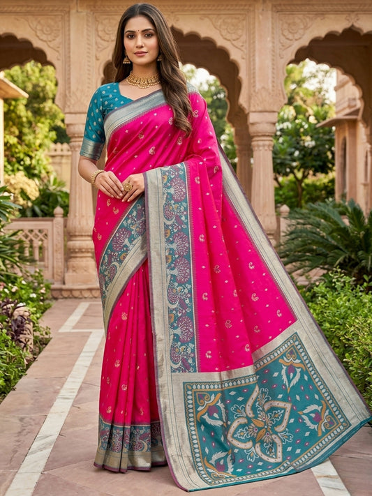 Women's Pochampally Silk Saree With Unstitched Blouse Piece