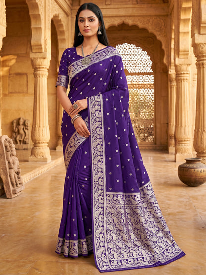 Women's Banarasi Silk Saree With Unstitched Blouse Piece