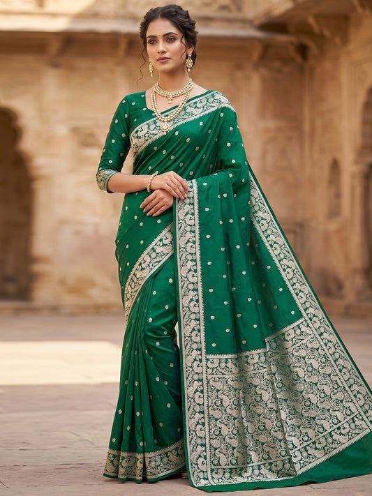 Women's Banarasi Silk Saree With Unstitched Blouse Piece