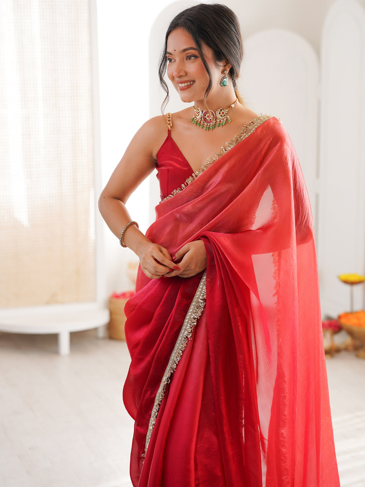 Women's Fendy Satin Saree With Unstitched Blouse Piece
