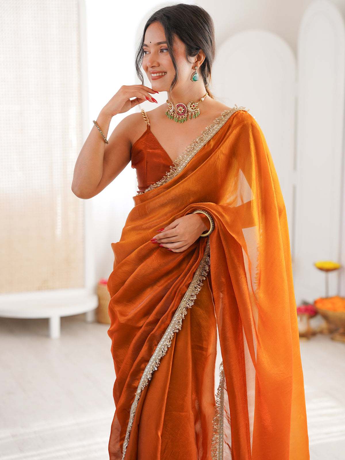 Women's Fendy Satin Saree With Unstitched Blouse Piece