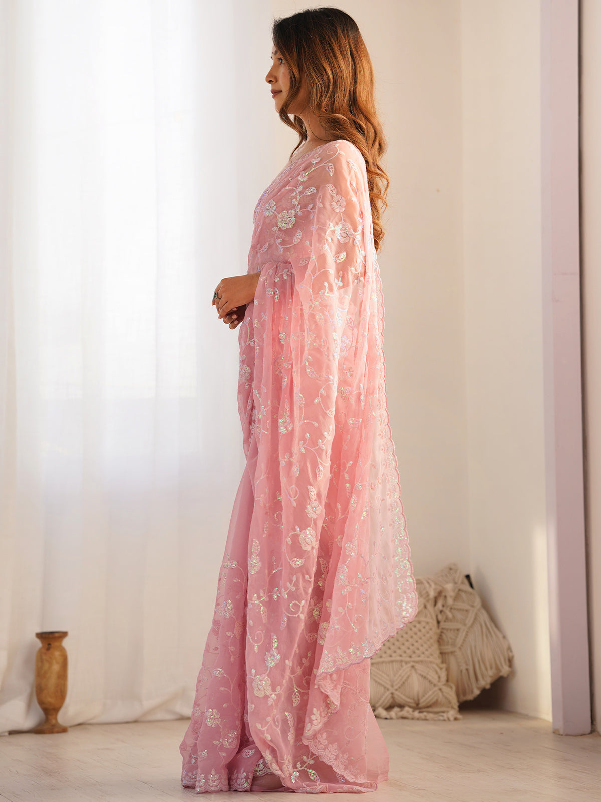 Women's Shimmer Saree With Unstitched Blouse Piece
