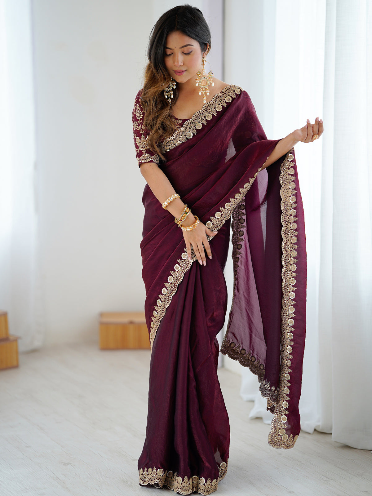 Women's Fendy Satin Saree With Unstitched Blouse Piece