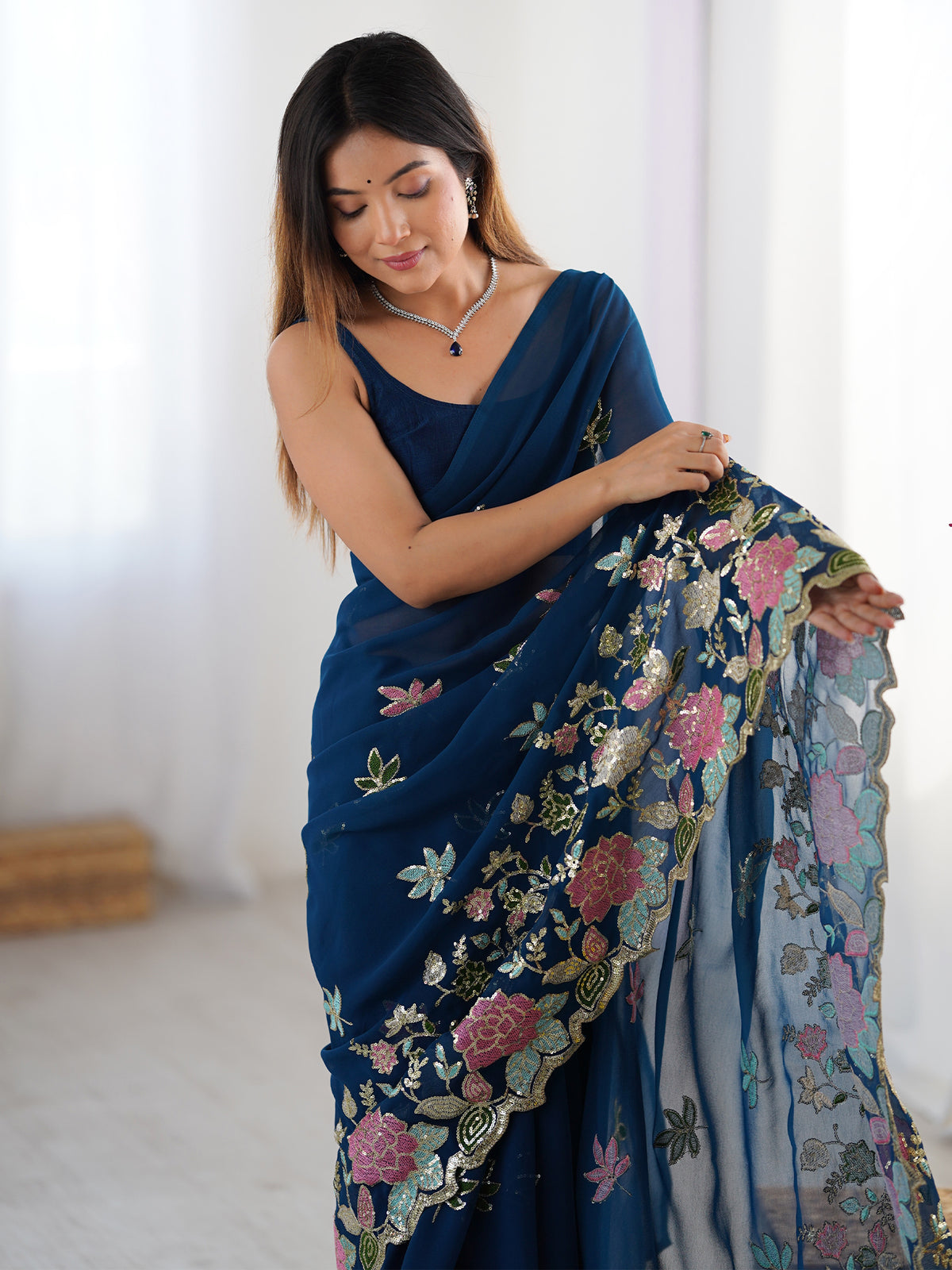 Women's Georgette Sequence Work Saree With Unstitched Blouse Piece