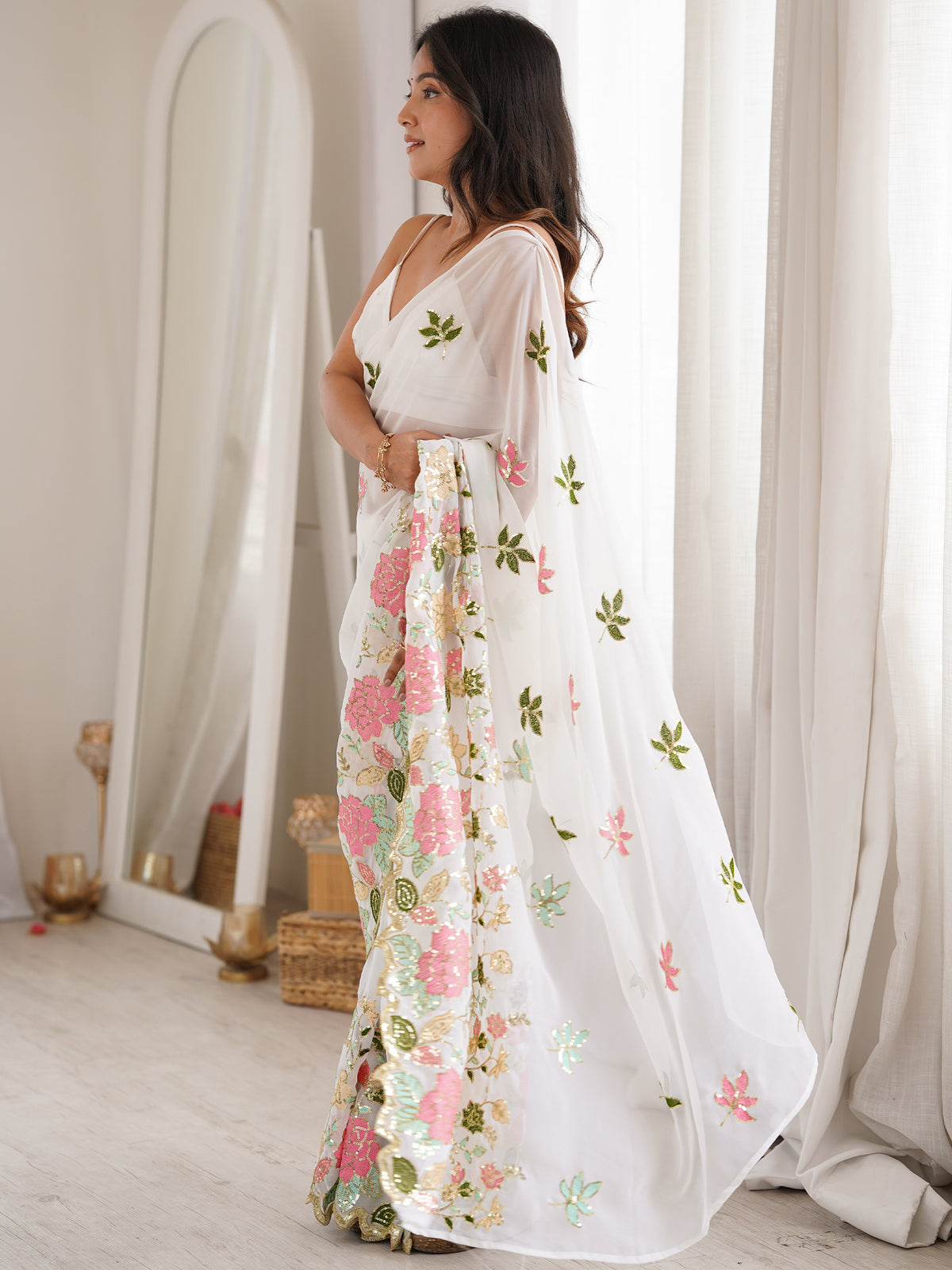 Women's Georgette Sequence Work Saree With Unstitched Blouse Piece