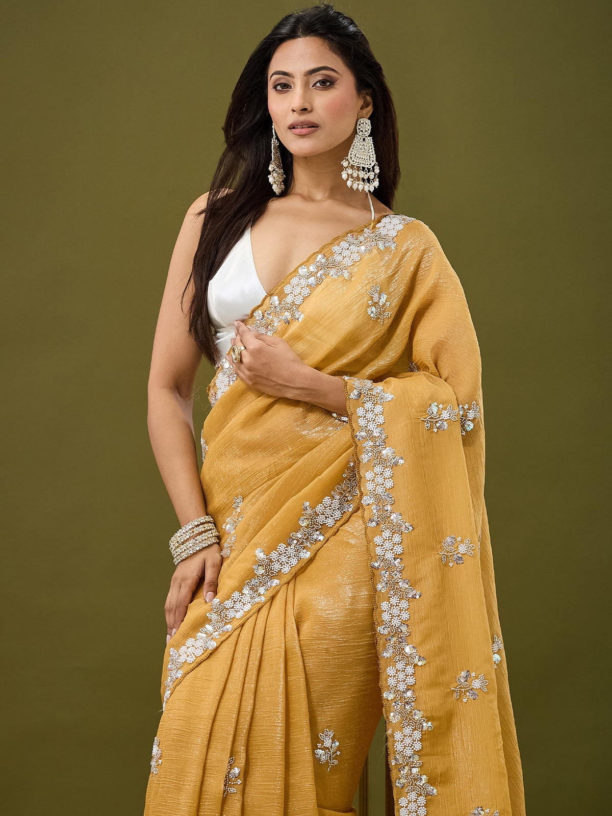 Women's Crunchy Crush Saree With Unstitched Blouse Piece